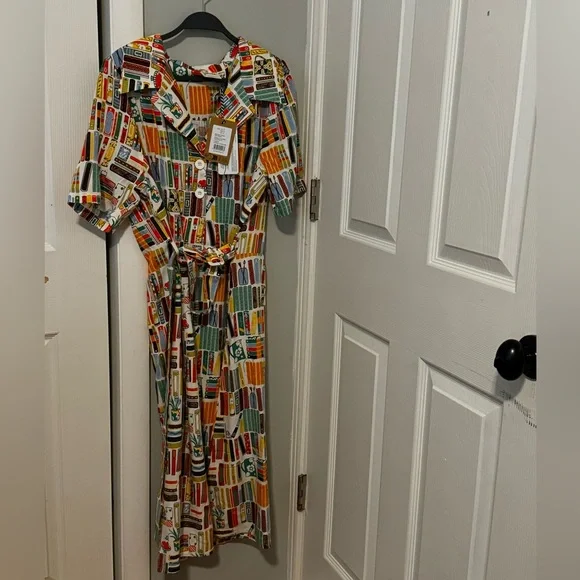 Adorable Joanie bookshelf print dress. NWT. US Women’s 14. Make an offer! - Picture 2 of 14